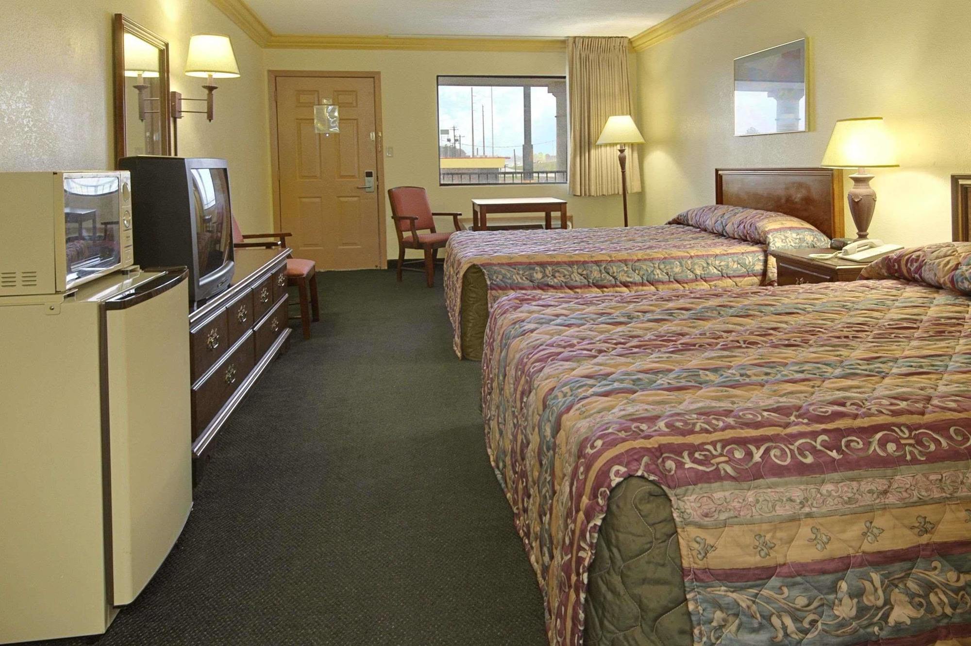 Days Inn Crowley Стая снимка